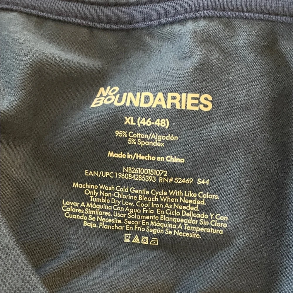 No Boundaries T-Shirts and matching shorts nwt 3 piece set XL